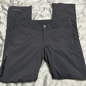 Navy Columbia hiking pants 8